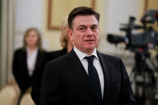 «Δεν δέχομαι κριτική από το υποκατάστημα της Ν.Δ.»