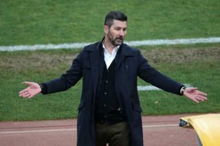 Αύριο ψάχνει μια μεγάλη νίκη