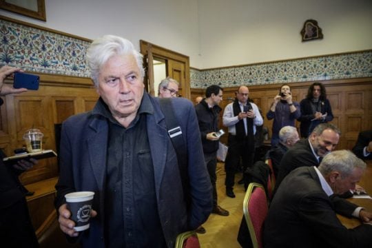 Μετά τη διαγραφή, η παραίτηση