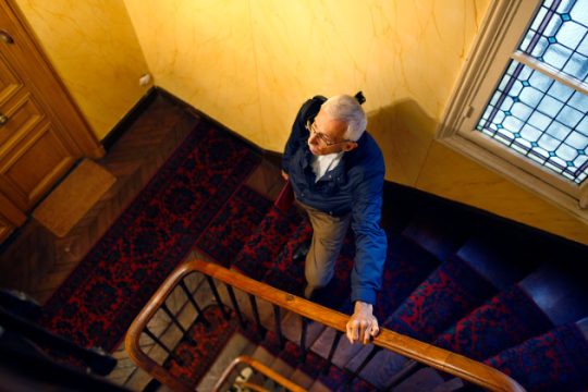 Το Παρίσι ζητά 12,5 εκατ. ευρώ από την Airbnb