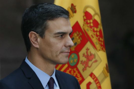 Reuters: Εκλογές αν καταψηφιστεί ο προϋπολογισμός