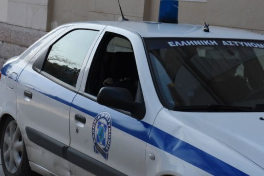 Έκλεψαν όπλα από σπίτι αστυνομικών στο Παγκράτι