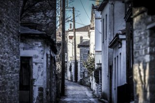 Μικρός περίπατος στο Απειρο της ποίησης