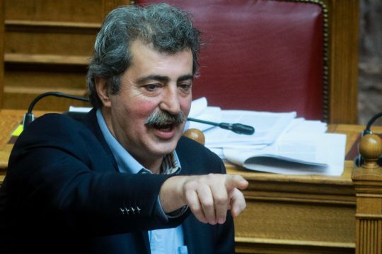 Μετωπική σύγκρουση Πολάκη – Στουρνάρα