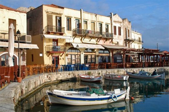 Ρέθυμνο: Έκλεψαν απινιδωτή από δημόσιο χώρο