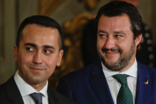 «Όχι» στη δίωξη Σαλβίνι από τα μέλη του κινήματος των Πέντε Αστέρων