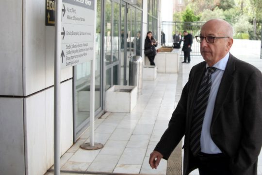 Δεν έδωσε ονόματα, «αθώωσε» Σημίτη