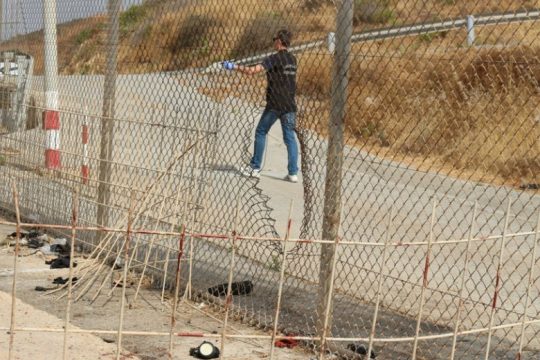 Το ύψος του φράχτη στη Θέουτα αυξάνει η Μαδρίτη