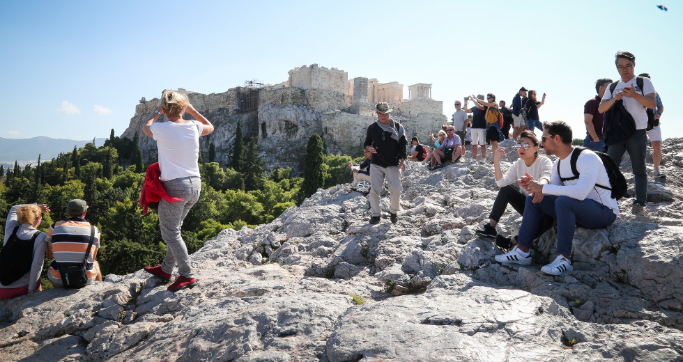 ΤτΕ: Ξεπέρασαν τα 30 εκατομμύρια οι τουρίστες το 2018