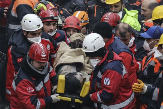 Στους 21 οι νεκροί στην Κωνσταντινούπολη