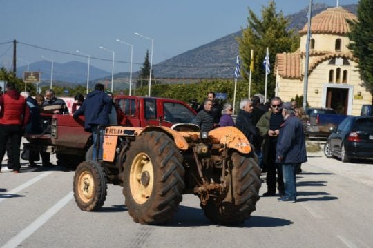 Τα επόμενα βήματα των κινητοποιήσεων αποφασίζουν οι αγρότες