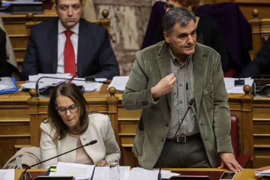 «Αντιμετωπίστε με σοβαρότητα τις τράπεζες»