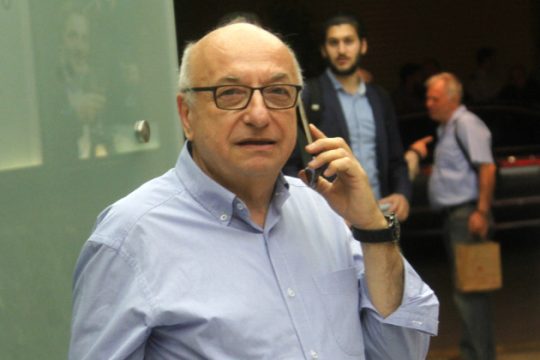 Δεν μας φτύνουν, απλώς ψιχαλίζει!