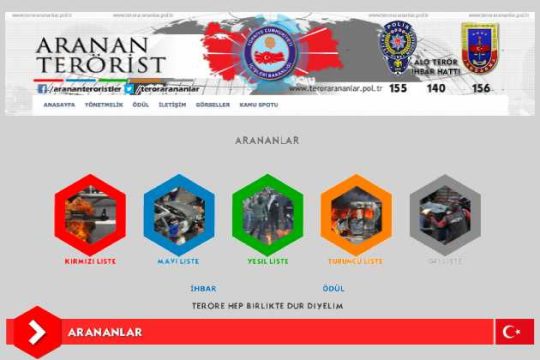 Η Άγκυρα επικήρυξε τους «8» Τούρκους αξιωματικούς