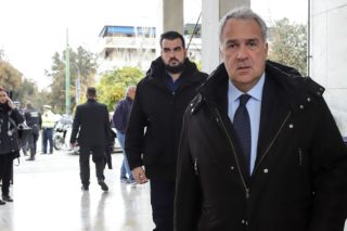 «Επίσημη» γραμμή της Ν.Δ. η… διπλή