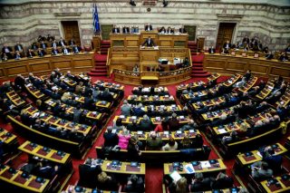 Αδιαφορώντας για τους θεσμούς