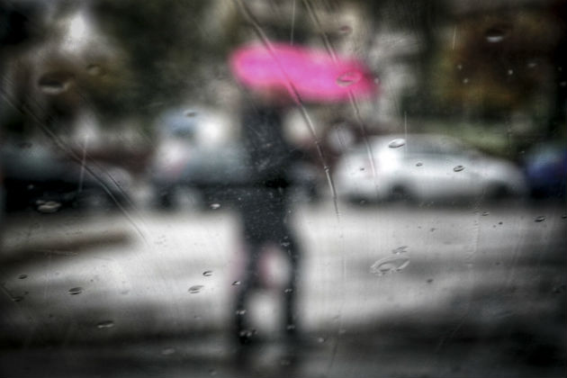 Τοπικές βροχές και αυξημένες συγκεντρώσεις σκόνης