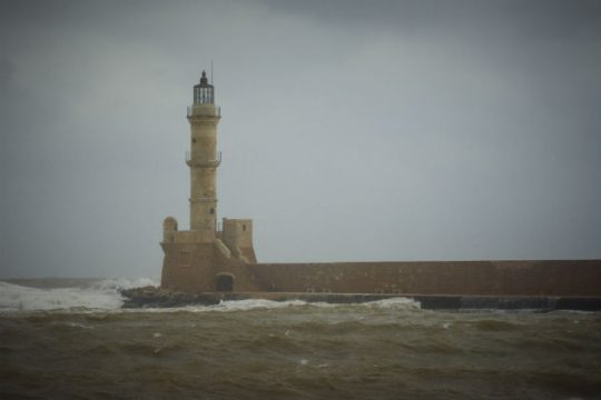 Στην Κρήτη περιορίζονται οι βροχές