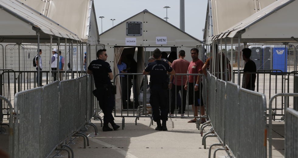 Ξανά στο σημείο μηδέν 3.000 αιτήματα ασύλου