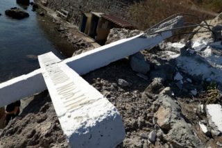 Επιχειρηματίας εισέβαλε μαινόμενος σε γραφεία εφημερίδας στη Μυτιλήνη