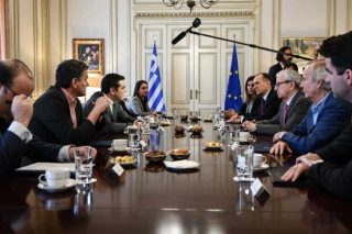 Αντιδράσεις για τη συμφωνία κυβέρνησης-εφοπλιστών