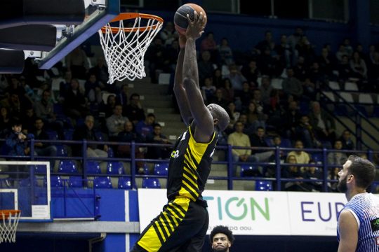 Μόνη στην 3η θέση η ΑΕΚ, την έκπληξη ο Κολοσσός
