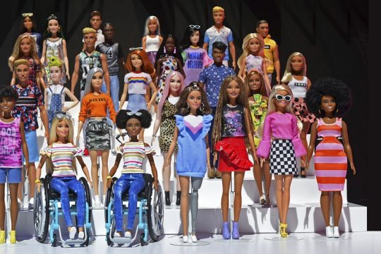 Η Barbie 60άρισε
