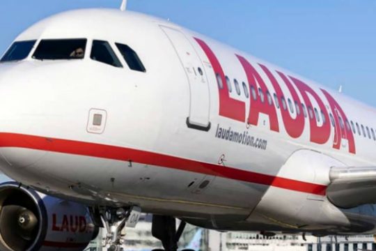 Τρόμος για επιβάτες αεροπλάνου στο αεροδρόμιο Στάνστεντ