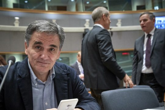 Αποφασίζει το Eurogroup για το 1 δισ. ευρώ