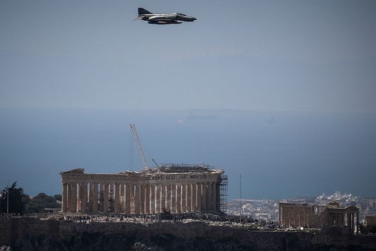 Πτήσεις μαχητικών στην Αθήνα