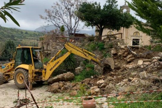 Εργασίες αποκατάστασης στην Ι.Μ. Αγίου Παντελεήμονα στο Φόδελε
