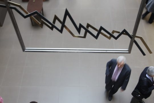 Οι θεοί των αγορών δεν εφησυχάζουν