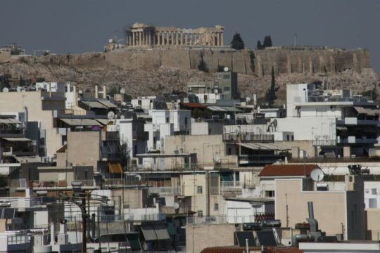 Αναστολή οικοδομικών αδειών νοτίως της Ακρόπολης