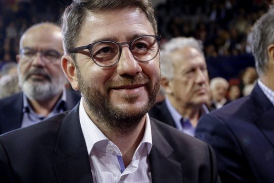«Μένει» Βρυξέλλες ο Νίκος Ανδρουλάκης
