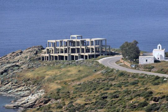 Ερχονται κατεδαφίσεις αυθαιρέτων στην Αττική