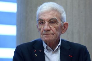 Υπερβολές…