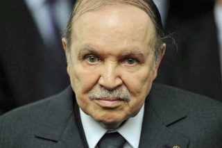 Δεύτε τελευταίον… ελιγμόν!