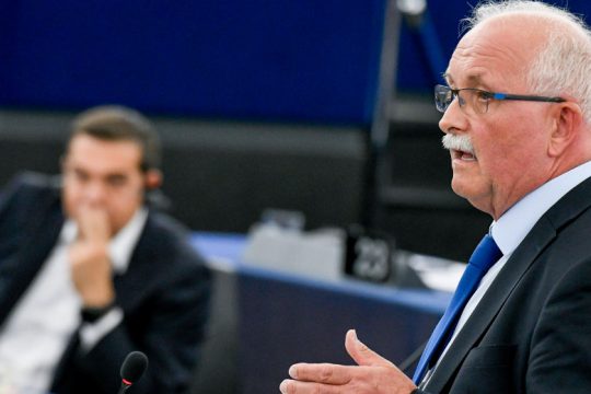 Κάλεσμα Μπούλμαν προς όλες τις προοδευτικές παρατάξεις