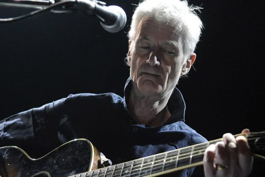 «Προσεγγίστε τη μουσική μου με ανοιχτά αυτιά και ανοιχτό μυαλό»