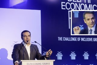 Τι Δελφοί, τι… Βουλή