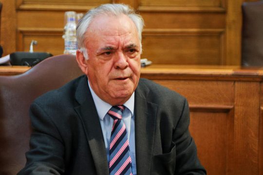 Στην Ολομέλεια η προστασία της πρώτης κατοικίας