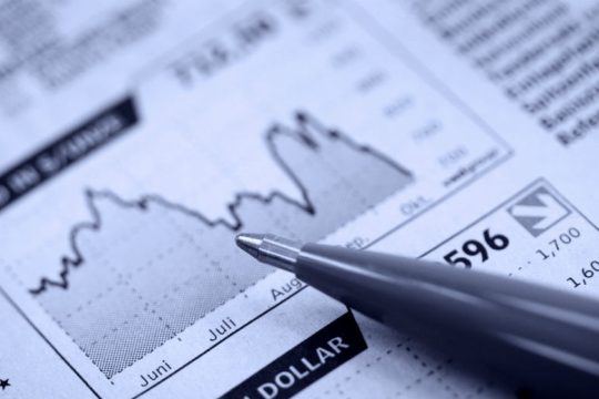 Μεγάλη ζήτηση και απόδοση κάτω του 4% στο 10ετές ομόλογο