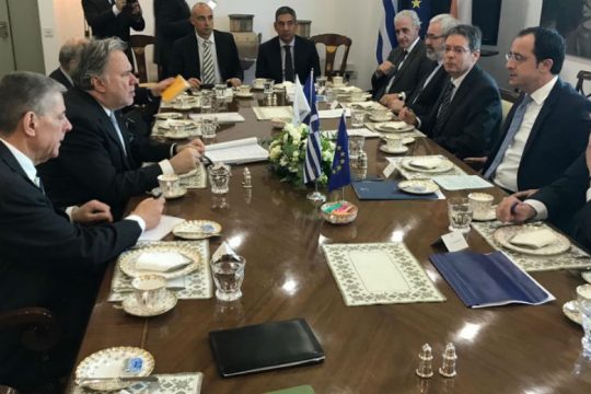 Ελλάδα και Κύπρος συντονίζουν τα βήματα τους