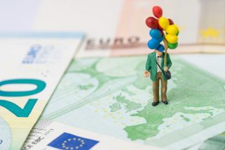 Ουτοπία και η σύντροφος πενία