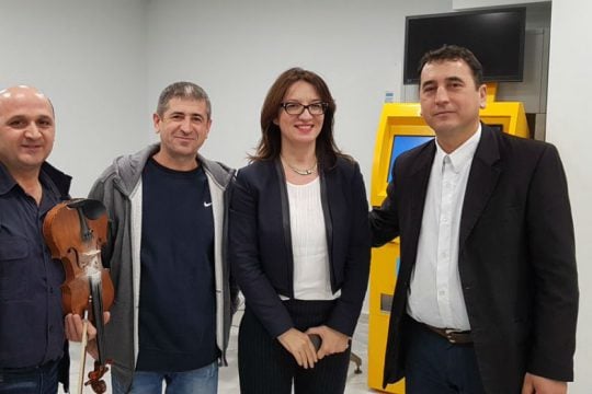 Καρατομήθηκε η πρέσβειρα της Αλβανίας στην Αθήνα