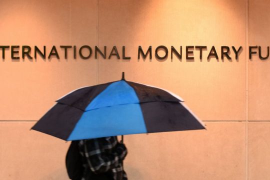 Ράις: «Πρόωρη αποπληρωμή χρέους θα μείωνε το κόστος δανεισμού»