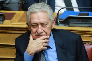 Κουβέλης: Υγιής ναυτιλία μόνο με κατοχύρωση των δικαιωμάτων των πληρωμάτων
