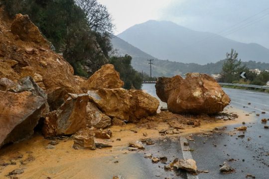 Πιστώθηκαν στην Περιφέρεια 12 εκατ. € για τις καταστροφές