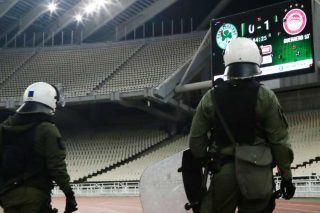 Προληπτικές προσαγωγές 14χρονων στον Χολαργό