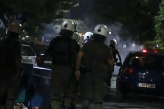 Επεισόδια με βροχή μολότοφ τη νύχτα στη Θεσσαλονίκη